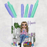 3153 personalised knitting lady pen pot 1