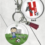 3767 personalised footballer cartoon boy keyring 1