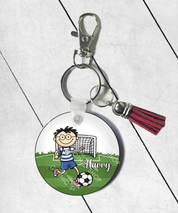 3767 personalised footballer cartoon boy keyring 2