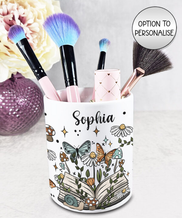 4190 cottagecore book personalised brush pen pot 2